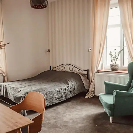 Orzel 住宿加早餐酒店 3*