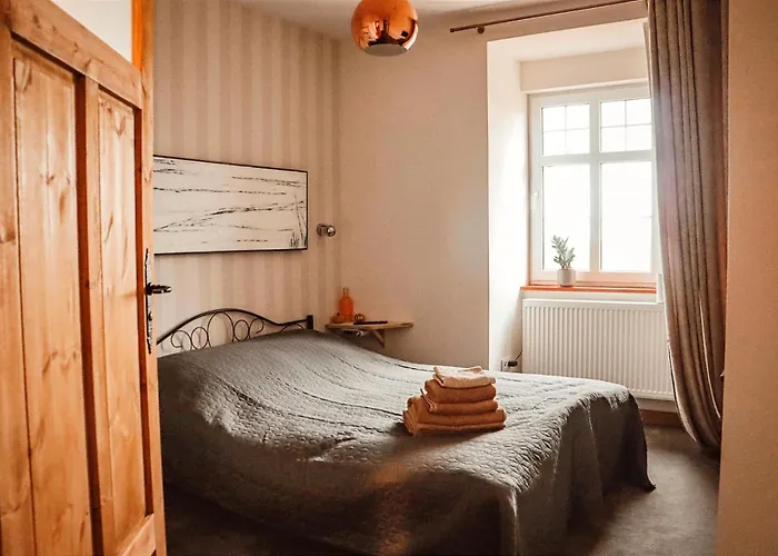 Orzeł Nocleg ze śniadaniem Jarkowice (Lubawka)